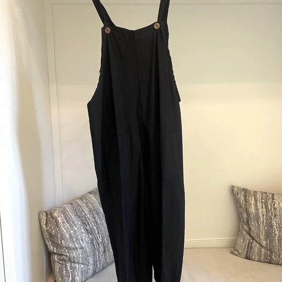 Venti6 Black Overalls - One Size (but more of a XS/S) - Picture 3 of 4